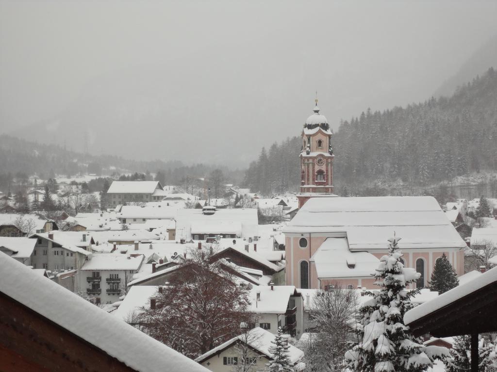 Ferienhaus Bergfreund Mittenwald Szoba fotó